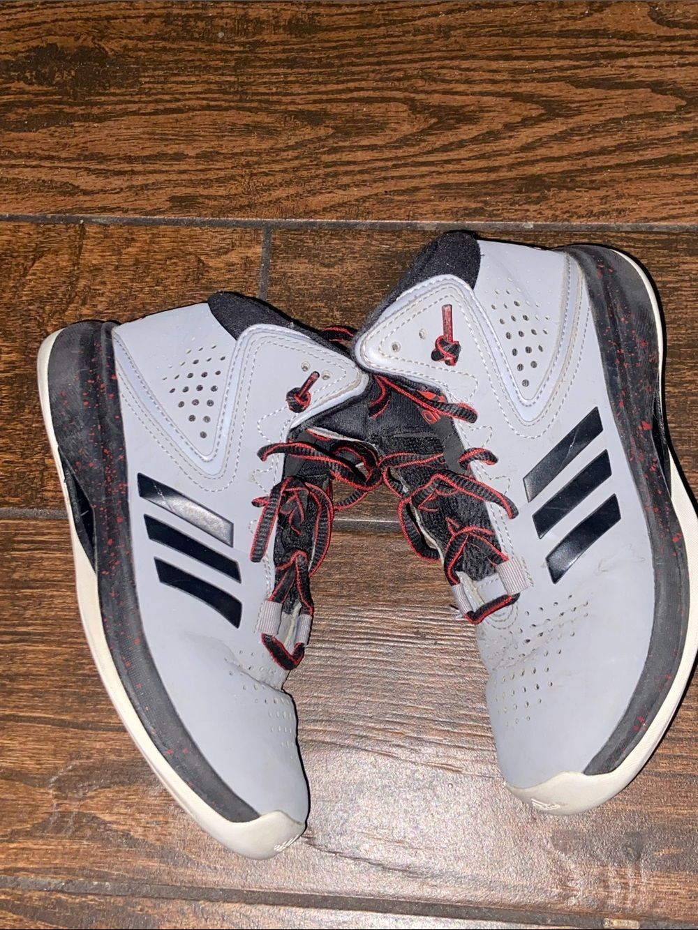 10X $50 Adidas Kids Gray and Black Basketball Athletic Shoes Size 2.5 US